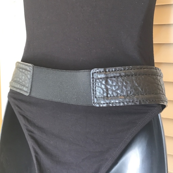 Silver Buckle Belt- Pebble Leather! EUC 3/$19 - Picture 7 of 11